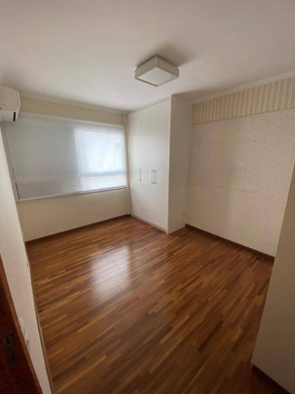 Imagem Apartamento com 3 Quartos à Venda, 122 m² em Moema - São Paulo Imagem Apartamento com 3 Quartos à Venda, 122 m² em Moema - São Paulo