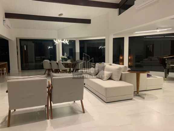 Imagem Casa com 6 Quartos à Venda, 380 m² em Vila Velha - Santana De Parnaíba Imagem Casa com 6 Quartos à Venda, 380 m² em Vila Velha - Santana De Parnaíba