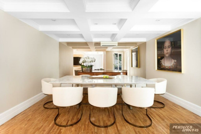 Imagem Casa com 3 Quartos para Alugar, 320 m² em Pacaembu - São Paulo Imagem Casa com 3 Quartos para Alugar, 320 m² em Pacaembu - São Paulo