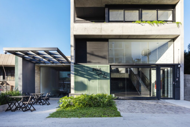 Imagem Imóvel com 1 Quarto à Venda, 35 m² em Menino Deus - Porto Alegre Imagem Imóvel com 1 Quarto à Venda, 35 m² em Menino Deus - Porto Alegre