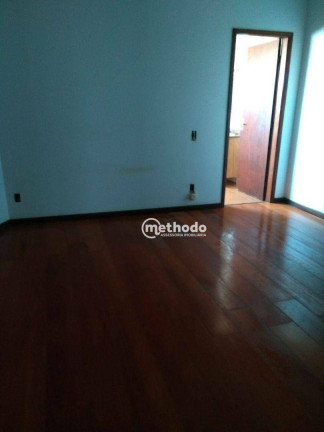 Imagem Casa com 3 Quartos à Venda, 300 m² em Vila Mota - Bragança Paulista Imagem Casa com 3 Quartos à Venda, 300 m² em Vila Mota - Bragança Paulista