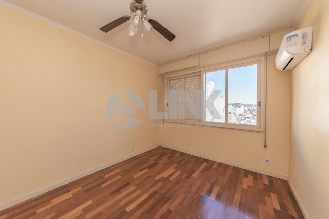 Imagem Apartamento com 3 Quartos à Venda, 133 m² em Independência - Porto Alegre Imagem Apartamento com 3 Quartos à Venda, 133 m² em Independência - Porto Alegre