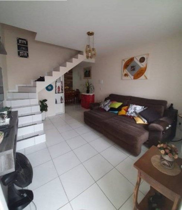 Imagem Sobrado com 3 Quartos à Venda, 90 m² em Santa Regina - Camboriú
