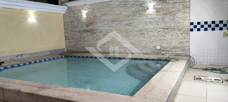 Imagem Casa com 3 Quartos à Venda, 322 m² em Taquara - Rio De Janeiro Imagem Casa com 3 Quartos à Venda, 322 m² em Taquara - Rio De Janeiro