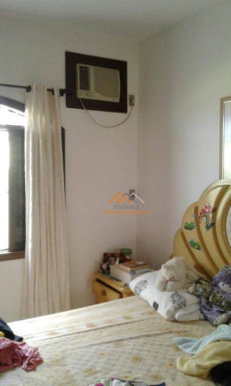 Imagem Casa com 3 Quartos à Venda, 150 m² em Getuba - Caraguatatuba