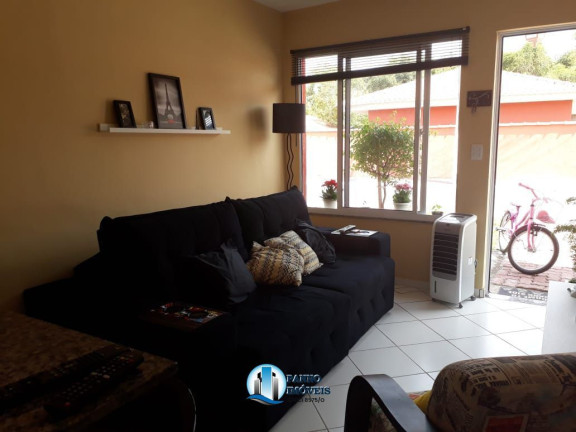Imagem Casa de Condomínio com 2 Quartos à Venda, 50 m² em Chácaras Arcampo - Duque De Caxias