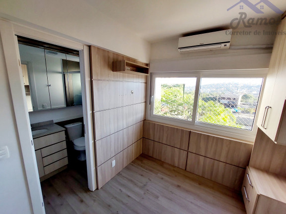 Imagem Imóvel com 2 Quartos à Venda, 72 m² em Glória - Porto Alegre Imagem Imóvel com 2 Quartos à Venda, 72 m² em Glória - Porto Alegre