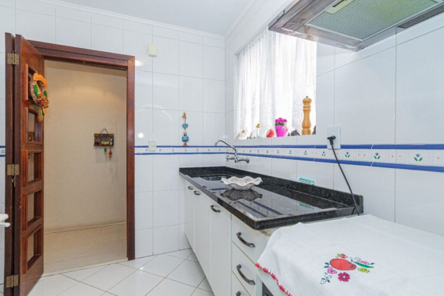 Imagem Imóvel com 3 Quartos à Venda, 84 m² em Menino Deus - Porto Alegre Imagem Imóvel com 3 Quartos à Venda, 84 m² em Menino Deus - Porto Alegre