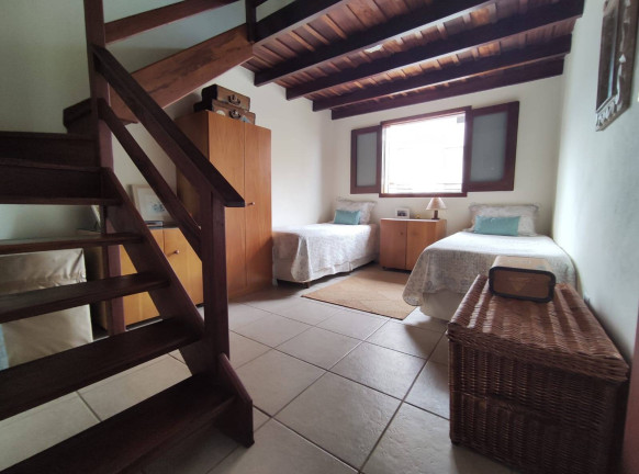 Imagem Casa com 6 Quartos à Venda, 396 m² em Itaguá - Ubatuba
