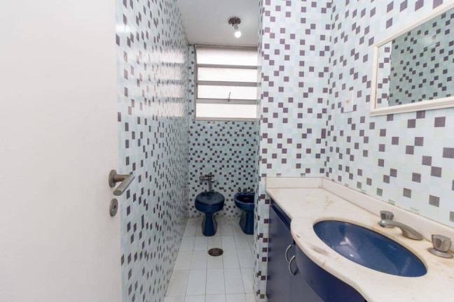 Imagem Apartamento com 3 Quartos à Venda, em Lagoa - Rio De Janeiro Imagem Apartamento com 3 Quartos à Venda, em Lagoa - Rio De Janeiro