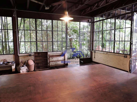 Imagem Sobrado com 5 Quartos à Venda, 365 m² em Chácara Dos Junqueiras - Carapicuíba Imagem Sobrado com 5 Quartos à Venda, 365 m² em Chácara Dos Junqueiras - Carapicuíba