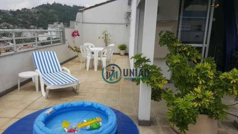 Cobertura com 4 Quartos à Venda, 197 m² em Santa Rosa - Niterói