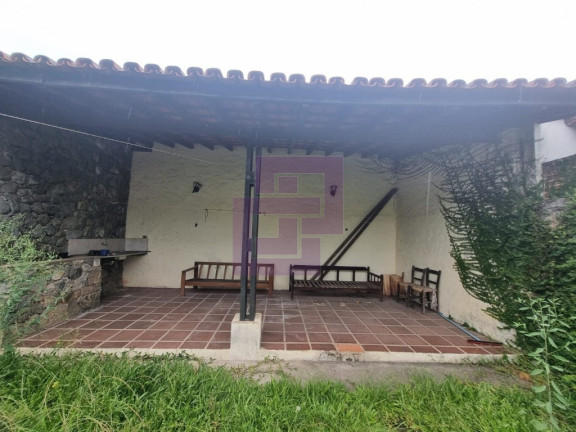 Imagem Casa com 4 Quartos à Venda, em Enseada - Guarujá Imagem Casa com 4 Quartos à Venda, em Enseada - Guarujá
