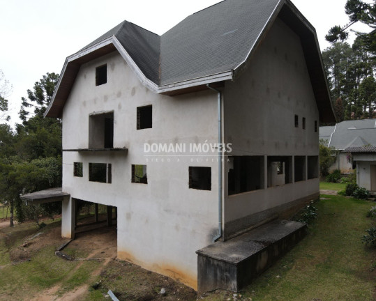 Imagem Imóvel com 30 Quartos à Venda, 1.600 m² em Região Do Jardim Do Embaixador - Campos Do Jordão Imagem Imóvel com 30 Quartos à Venda, 1.600 m² em Região Do Jardim Do Embaixador - Campos Do Jordão