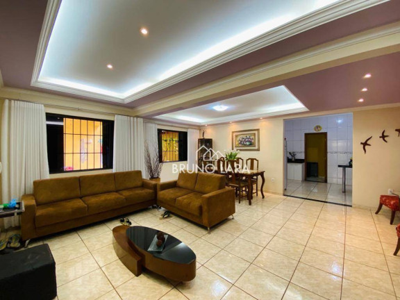 Imagem Casa com 3 Quartos à Venda, 221 m² em Padre Eustáquio - Igarapé Imagem Casa com 3 Quartos à Venda, 221 m² em Padre Eustáquio - Igarapé