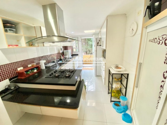 Imagem Casa de Condomínio com 3 Quartos à Venda, 467 m² em Granja Viana - Granja Viana