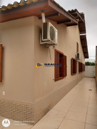 Imagem Casa com 3 Quartos à Venda, 250 m² em Parque Pecuária - Campos Dos Goytacazes