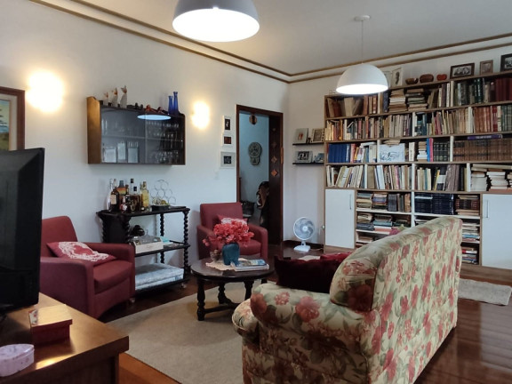 Imagem Imóvel com 3 Quartos à Venda, 131 m² em Alto - Teresópolis Imagem Imóvel com 3 Quartos à Venda, 131 m² em Alto - Teresópolis