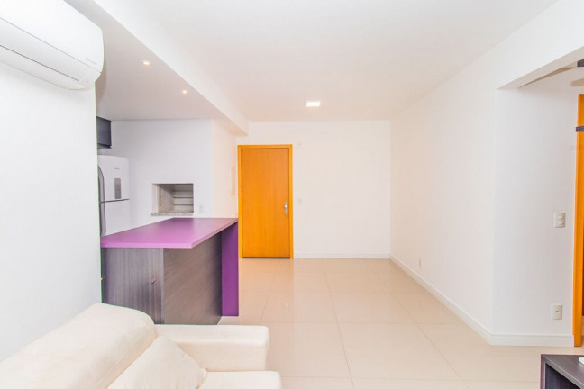 Imagem Apartamento com 2 Quartos à Venda, 65 m² em Passo Da Areia - Porto Alegre