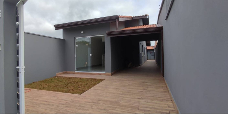 Imagem Casa com 2 Quartos à Venda, 180 m² em Estância Dos Eucaliptos - Peruíbe