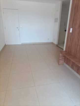 Imagem Apartamento com 2 Quartos à Venda, 53 m² em Vila Santa Terezinha - Carapicuíba