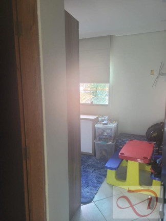 Imagem Sobrado com 2 Quartos à Venda, 121 m² em Vila Clarice - Santo André