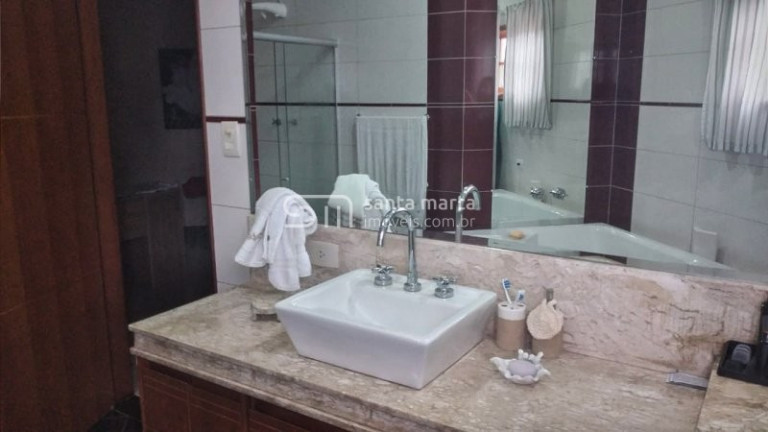 Imagem Sobrado com 3 Quartos à Venda, 250 m² em Olaria - Lorena