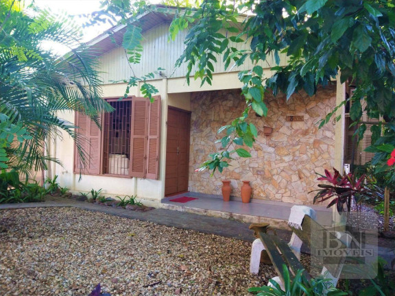 Imagem Casa com 3 Quartos à Venda, 135 m² em Universitário - Santa Cruz Do Sul Imagem Casa com 3 Quartos à Venda, 135 m² em Universitário - Santa Cruz Do Sul
