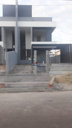 Imagem Sobrado com 3 Quartos à Venda, 225 m² em Sao Joao Do Rio Vermelho - Florianópolis