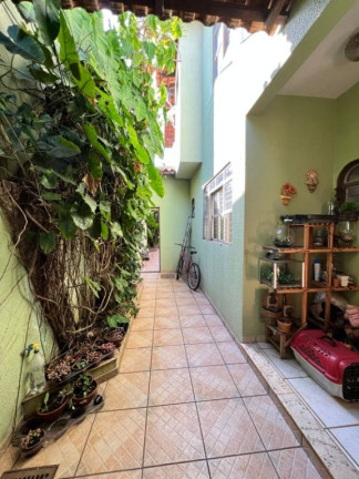 Imagem Sobrado com 4 Quartos à Venda, 330 m² em Jardim América - Goiânia Imagem Sobrado com 4 Quartos à Venda, 330 m² em Jardim América - Goiânia