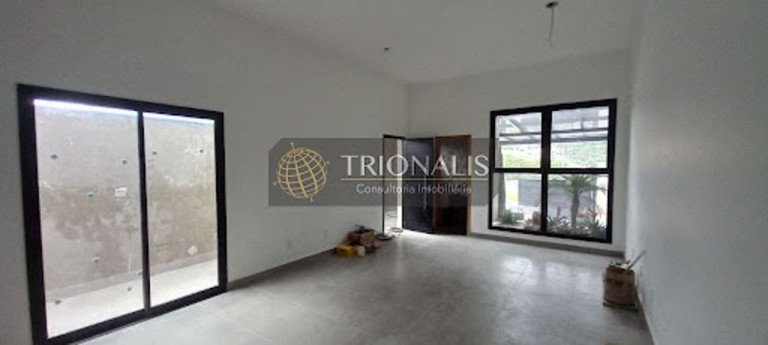 Casa com 3 Quartos à Venda, 200 m² em Jardim Do Lago - Atibaia