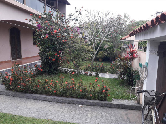 Imagem Casa com 6 Quartos à Venda, 450 m² em Fazendinha - Araruama Imagem Casa com 6 Quartos à Venda, 450 m² em Fazendinha - Araruama