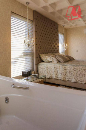Imagem Apartamento com 3 Quartos à Venda, 131 m² em Petrópolis - Porto Alegre Imagem Apartamento com 3 Quartos à Venda, 131 m² em Petrópolis - Porto Alegre