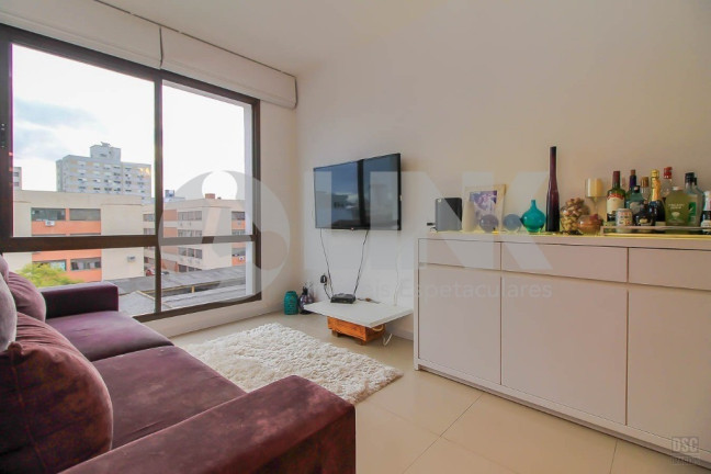 Imagem Imóvel com 3 Quartos à Venda, 148 m² em Rio Branco - Porto Alegre Imagem Imóvel com 3 Quartos à Venda, 148 m² em Rio Branco - Porto Alegre