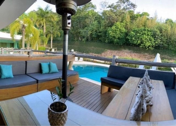 Imagem Loft com 1 Quarto à Venda, 129 m² em Canasvieiras - Florianópolis Imagem Loft com 1 Quarto à Venda, 129 m² em Canasvieiras - Florianópolis