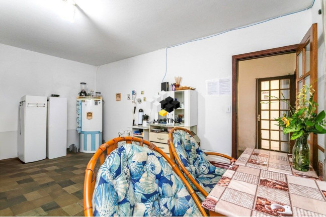 Imagem Casa com 3 Quartos à Venda, 170 m² em Jardim Itu - Porto Alegre