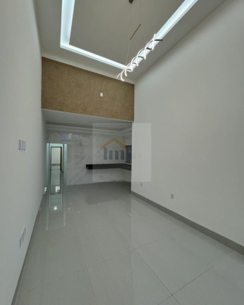 Imagem Casa com 3 Quartos à Venda, 118 m² em Setor Garavelo - Goiânia
