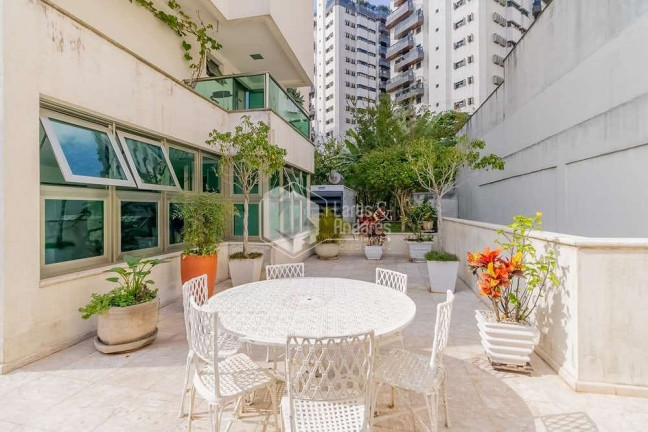 Imagem Apartamento com 4 Quartos à Venda, 228 m² em Vila Andrade - São Paulo Imagem Apartamento com 4 Quartos à Venda, 228 m² em Vila Andrade - São Paulo
