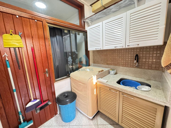 Imagem Casa com 8 Quartos à Venda, 216 m² em Centro - Cabo Frio Imagem Casa com 8 Quartos à Venda, 216 m² em Centro - Cabo Frio