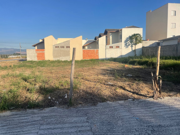 Sala Comercial à Venda, 200 m² em Parque Das Palmeiras - Pindamonhangaba