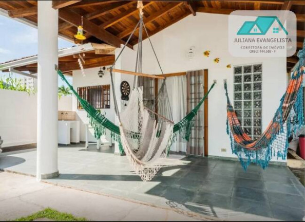Imagem Casa com 3 Quartos à Venda, 300 m² em Martim De Sá - Caraguatatuba Imagem Casa com 3 Quartos à Venda, 300 m² em Martim De Sá - Caraguatatuba