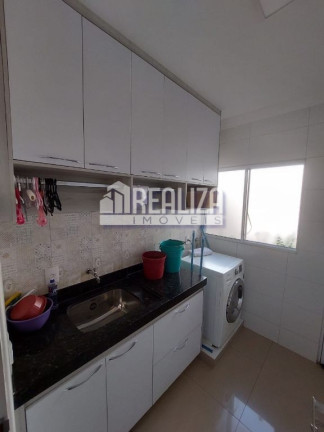 Imagem Casa de Condomínio com 3 Quartos à Venda, 200 m² em Vila Arquelau - Uberaba