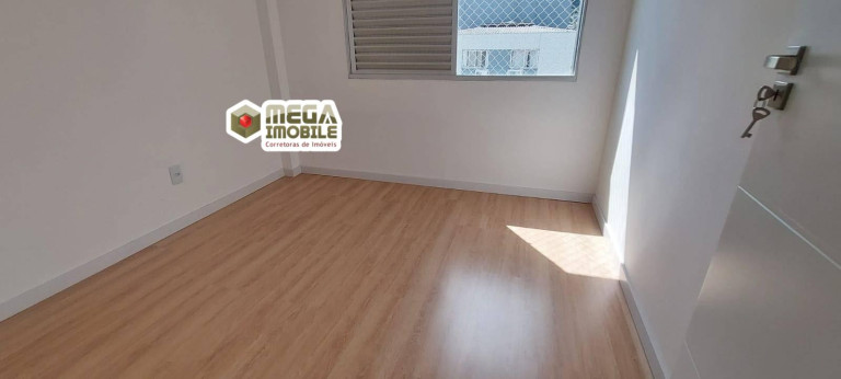 Foto do imóvel Apartamento com 3 Quartos à Venda, 70 m² em Centro - Florianópolis