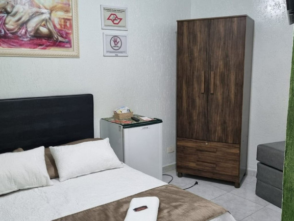 Imagem Edifício Residencial com 11 Quartos à Venda, 450 m² em Pitangueiras - Guarujá