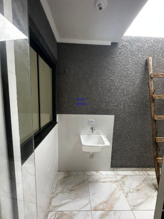 Imagem Casa com 2 Quartos à Venda, 47 m² em Campo De Santana - Curitiba Imagem Casa com 2 Quartos à Venda, 47 m² em Campo De Santana - Curitiba