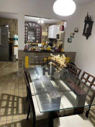 Imagem Casa com 3 Quartos à Venda, 360 m² em Cordeiro - Recife