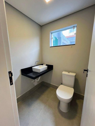 Imagem Casa com 3 Quartos à Venda, 180 m² em Jardim Do Estádio - Santo André Imagem Casa com 3 Quartos à Venda, 180 m² em Jardim Do Estádio - Santo André