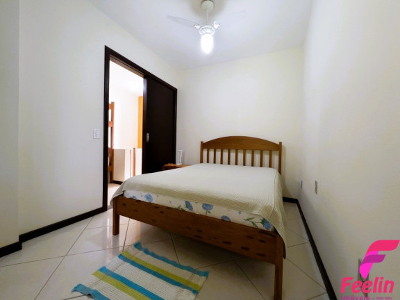 Imagem Chácara com 26 Quartos à Venda, 840 m² em Pântano Do Sul - Florianópolis Imagem Chácara com 26 Quartos à Venda, 840 m² em Pântano Do Sul - Florianópolis