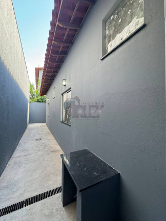 Imagem Casa com 2 Quartos à Venda, 137 m² em Montes Claros