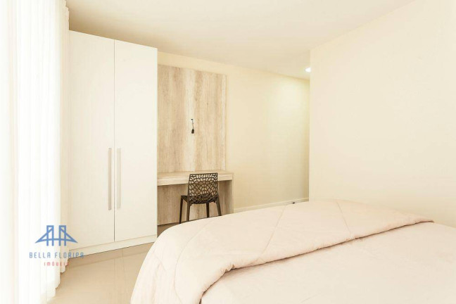 Imagem Apartamento com 2 Quartos para Temporada, 68 m² em Jurerê - Florianópolis Imagem Apartamento com 2 Quartos para Temporada, 68 m² em Jurerê - Florianópolis